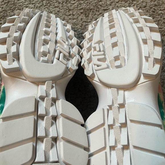 NWOT FILA Women’s Disruptor II Tie Dye Platform Sneakers U.S. Size 8.5 - Picture 7 of 12